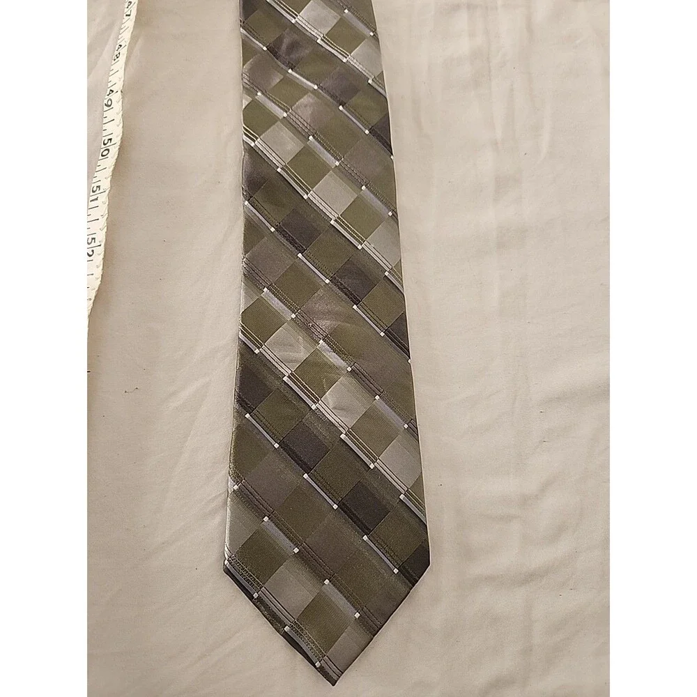 Calvin Klein Men's Tie Polyester Silk Blend Necktie Grid Pattern Green And Gray